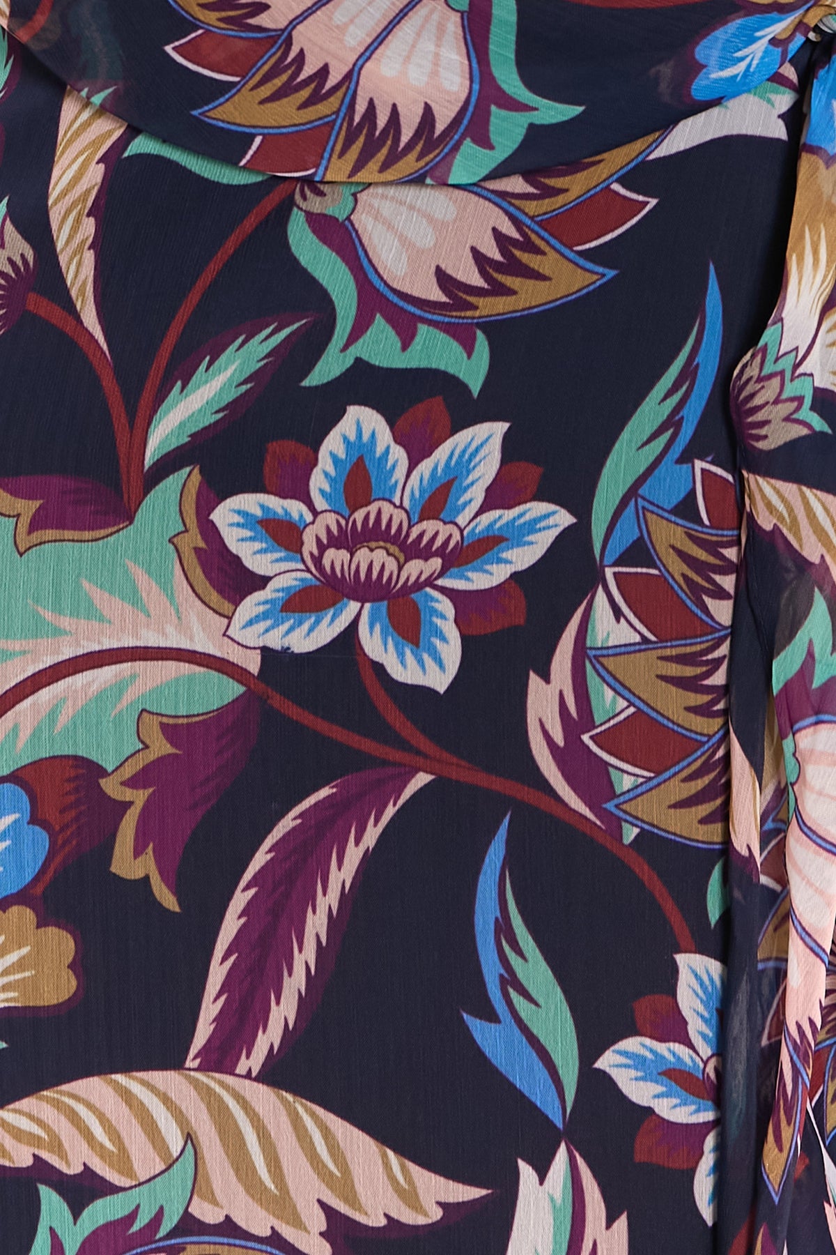 Rosie in Jacobean Fan