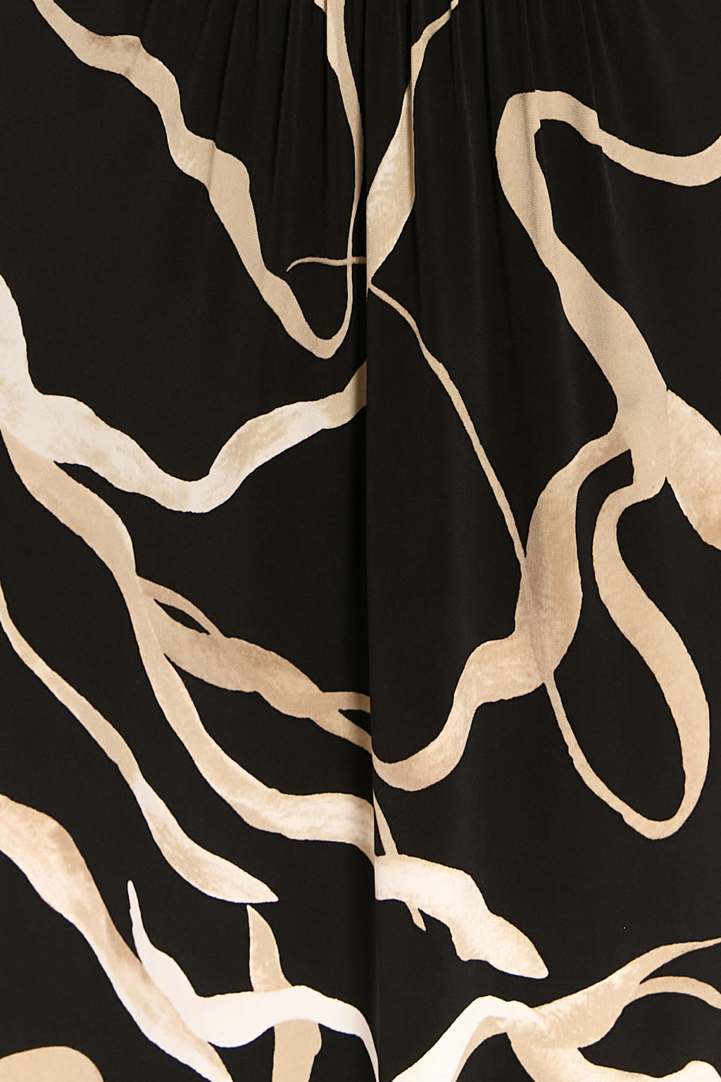 Morris Maxi in Dancing Streamers