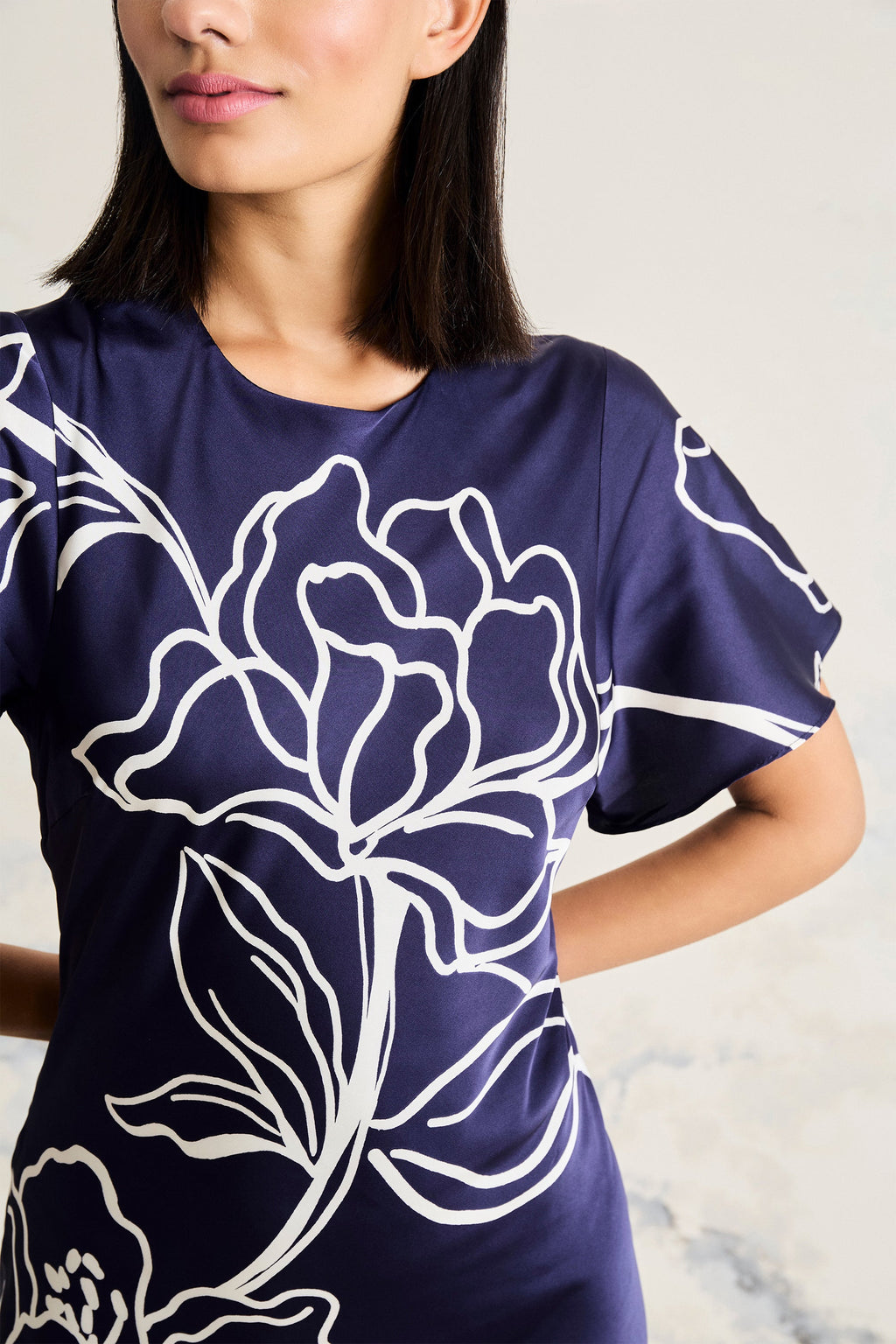 Meghann Graphic Floral Fluted Sleeve Midi Dress