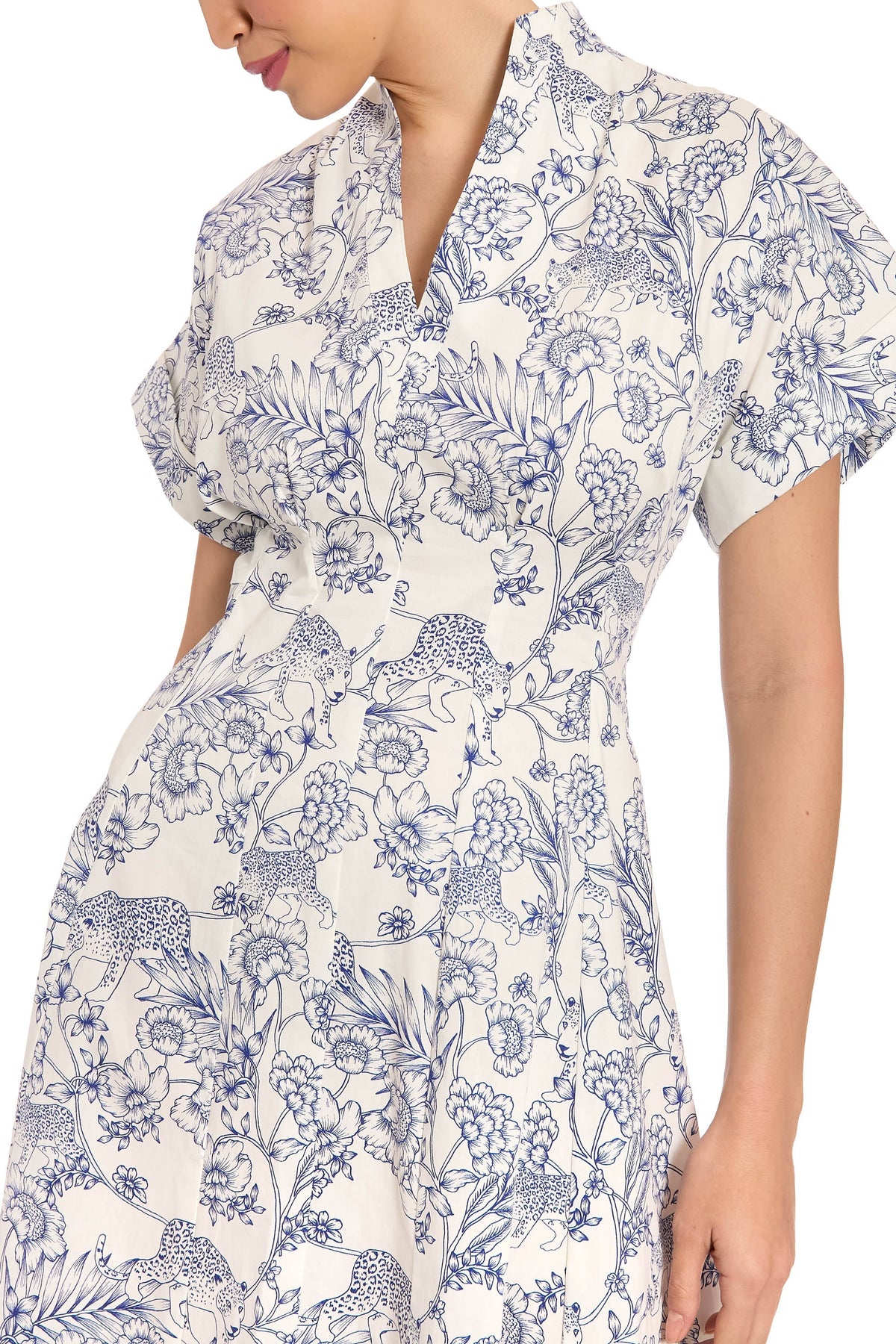 Ysabela Short Sleeve Pleated Fit Midi